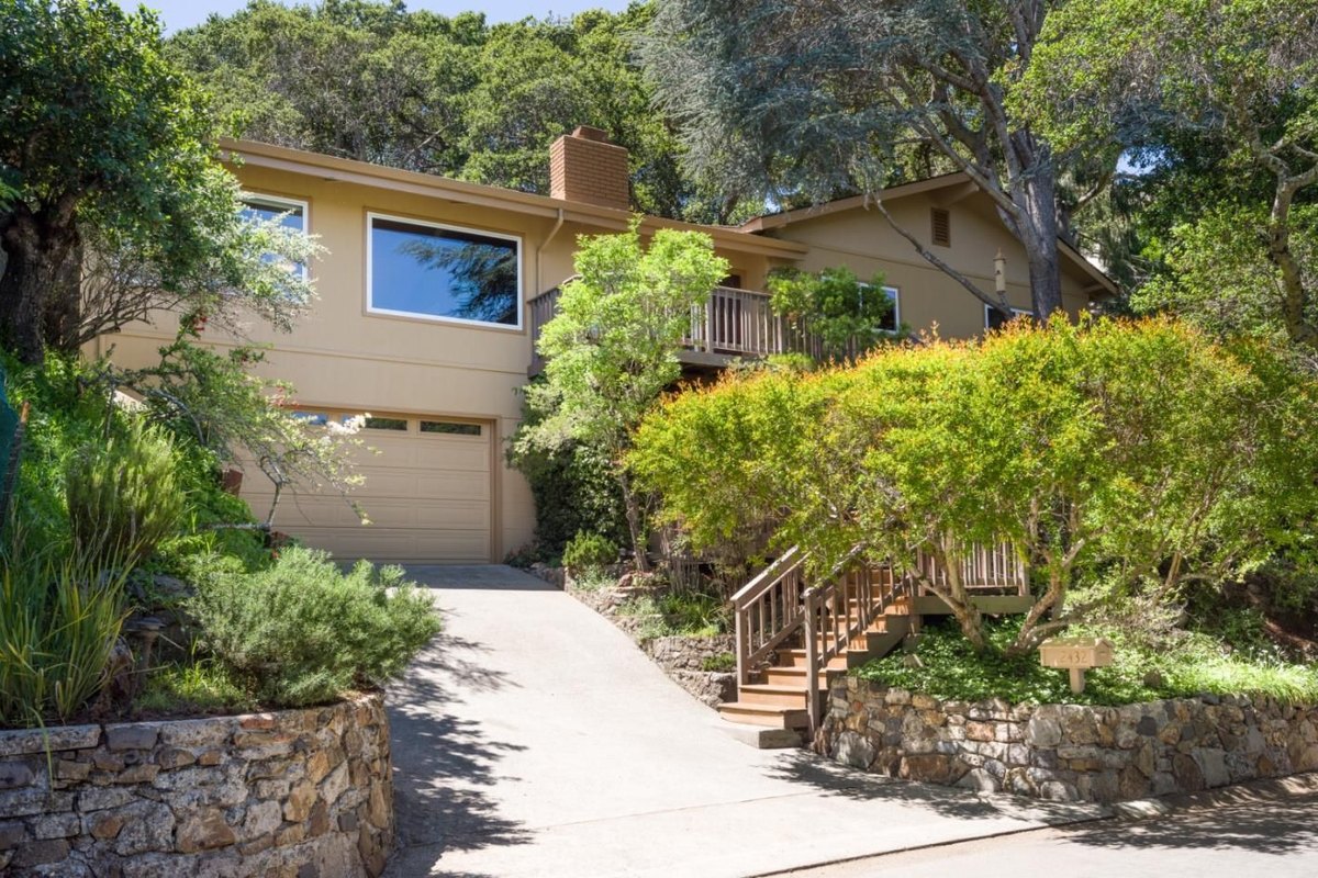 2432 Coronet Boulevard, Belmont, CA 94002